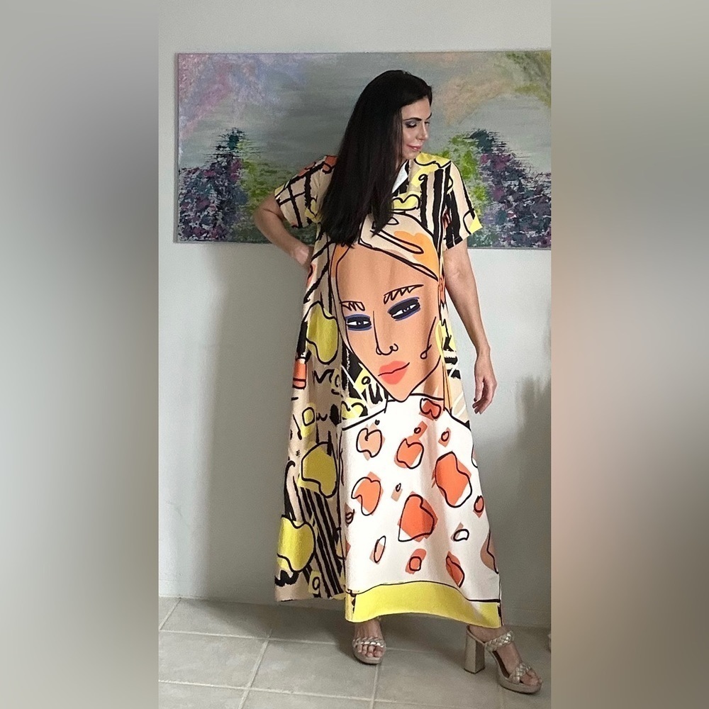 Long Abstract Print Maxi Dress with short sleeves and V neck.  Fits Med and Lg